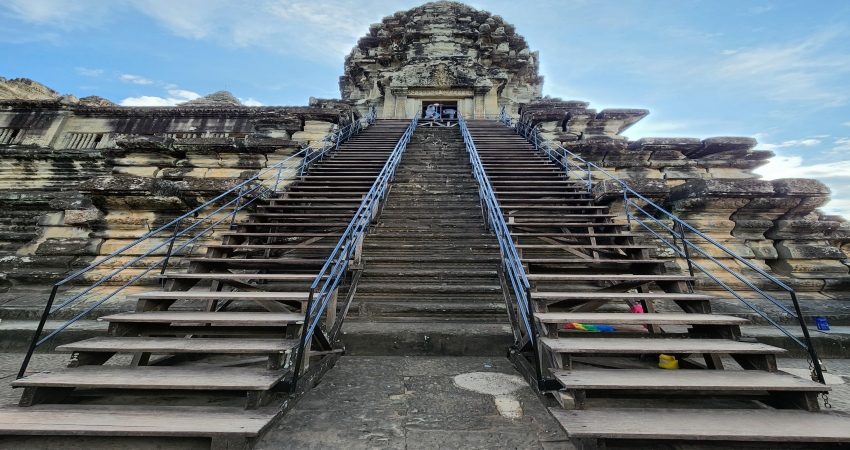 Phnom Penh and Siem Reap Unveiled