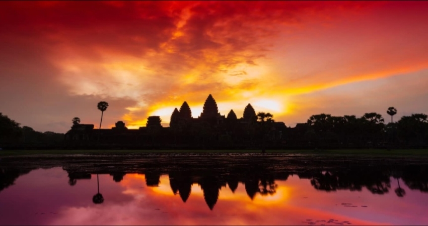 Magnificient Angkor Wat Sunrise