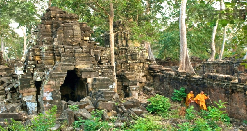 Banteay Chmar Tour