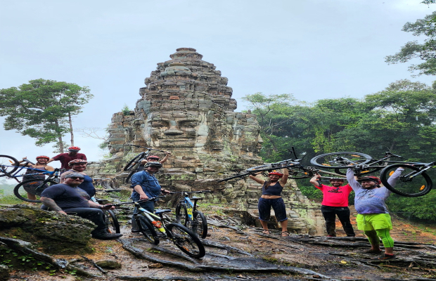 Cambodia Exploration by Bikes