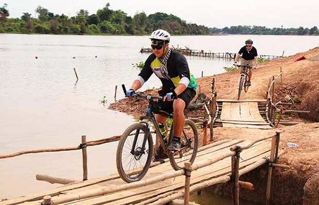 Phnom Penh - Silk island Cycling Tour